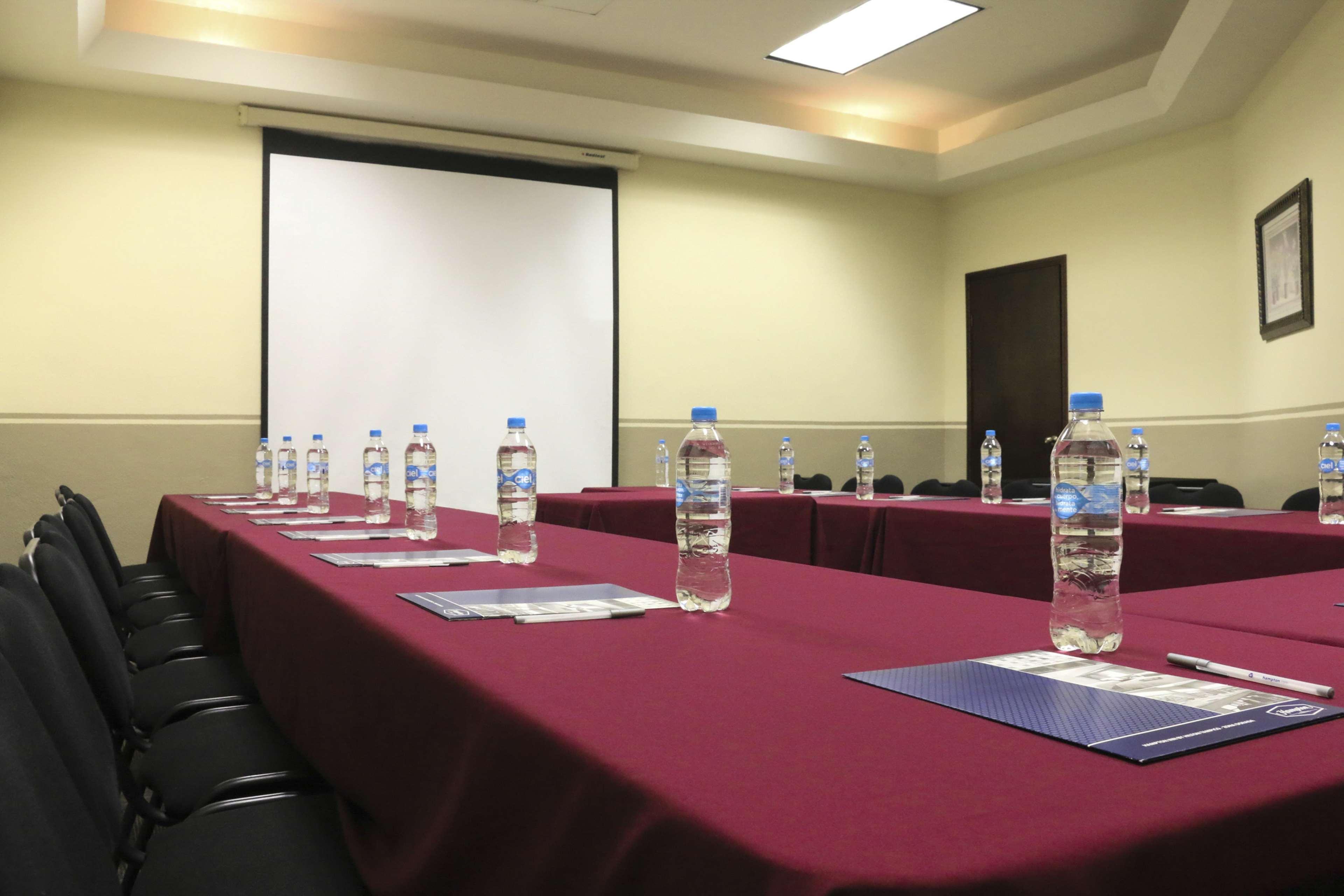 Hampton Inn Tampico Zona Dorada Exterior photo