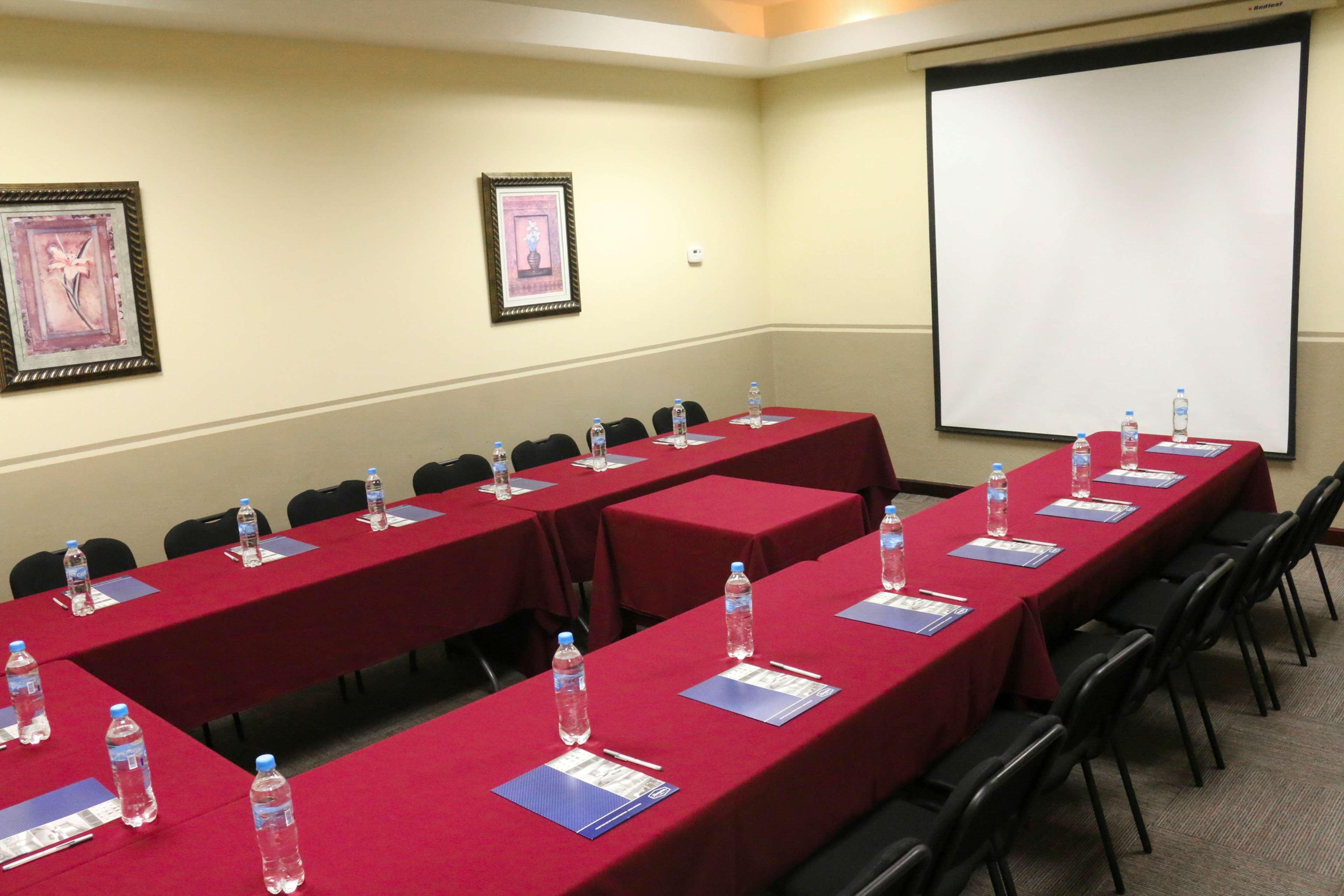 Hampton Inn Tampico Zona Dorada Exterior photo